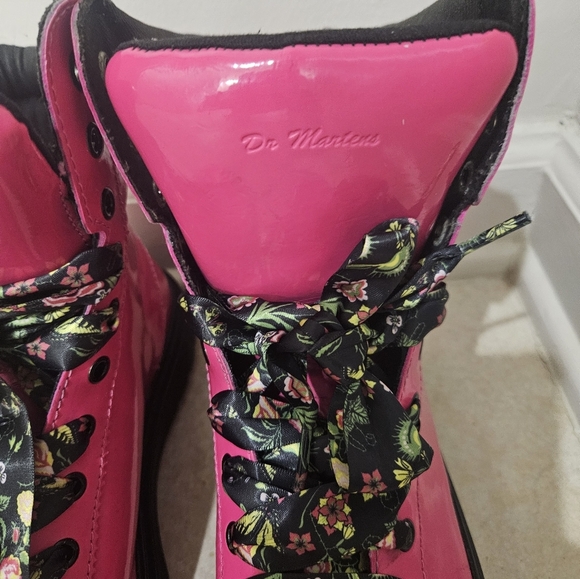 Rare Dr Martens Combat Boot Barbie Core Hot Pink Mix Style Womens US 9 EU 41 - Picture 3 of 15